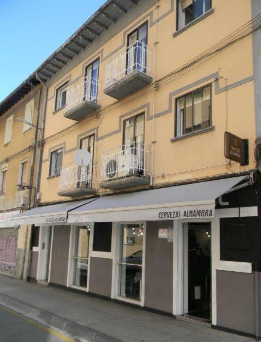 Hotel Pension Obel à Villava Extérieur photo